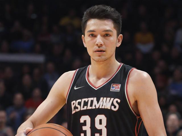 开云体育_ NBA赛季中期的战术创新：各队的调整策略，nba战术排名