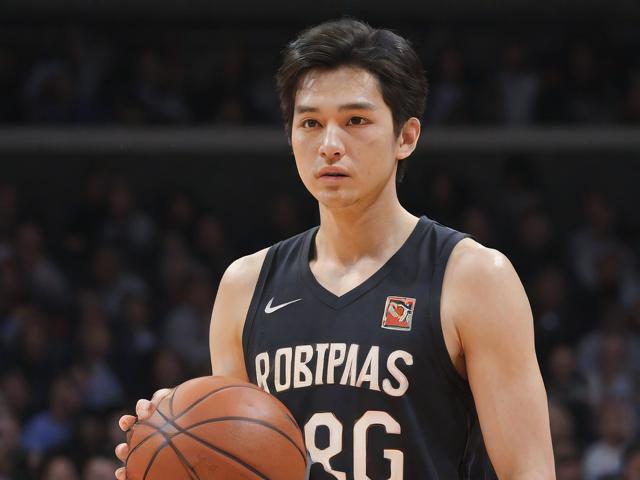 开云体育_ NBA赛季中的经典进攻组合:如何逆袭?,nba经典进攻战术解析 开云体育_ NBA赛季中的经典进攻组合:如何逆袭?,nba经典进攻战术解析