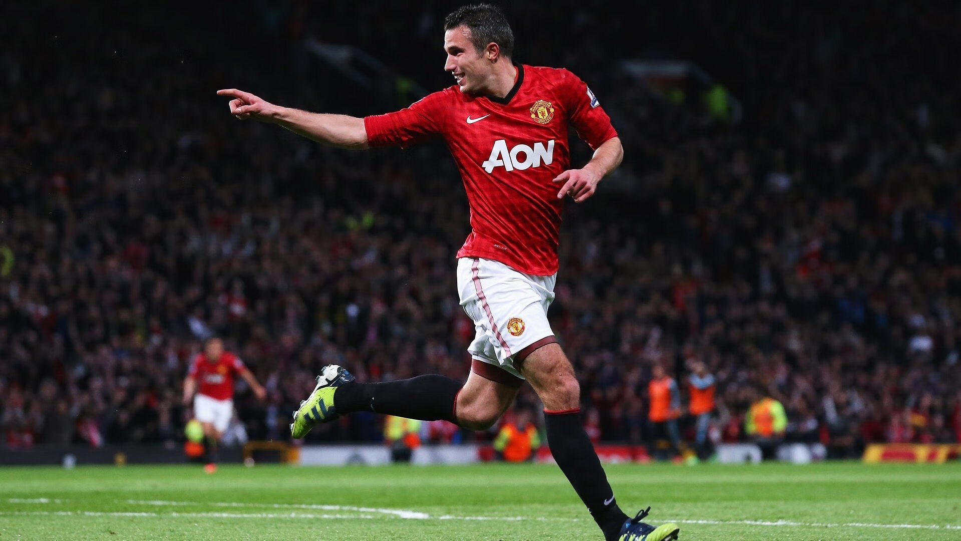 图穆亚突破防线，成为袋鼠队的关键攻击点